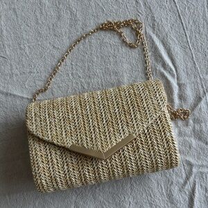 Elegant Straw Purse